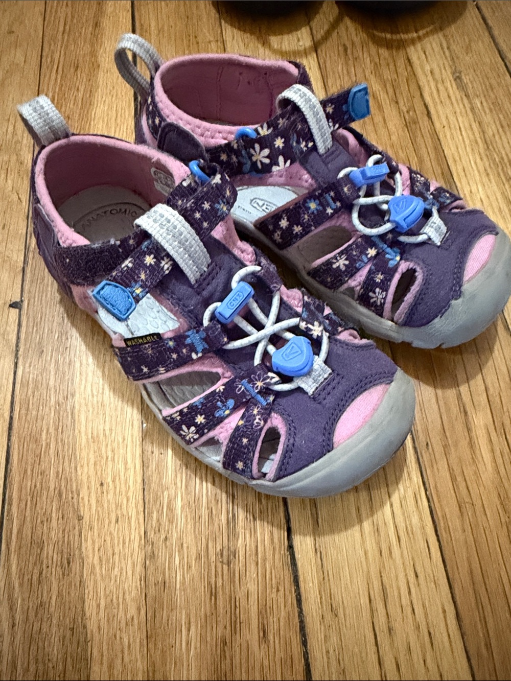 Keen Kids Purple and Pink Floral Closed-Toe Sandals